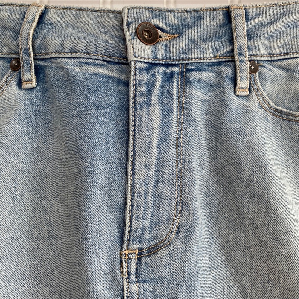 PAIGE light wash denim skirt SIZE 27 - Picture 4 of 8